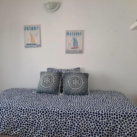 Gran Terraza Con Muy Bonitas Vistas