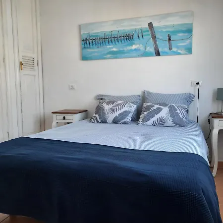 Gran Terraza Con Muy Bonitas Vistas