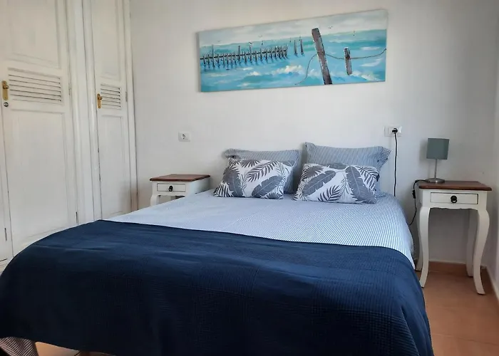 Gran Terraza Con Muy Bonitas Vistas