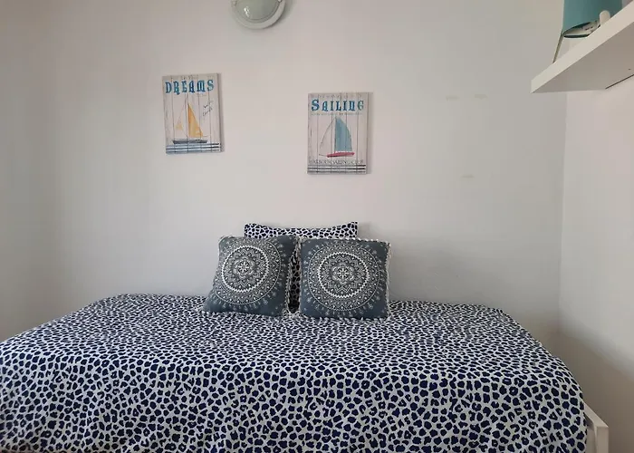 Gran Terraza Con Muy Bonitas Vistas