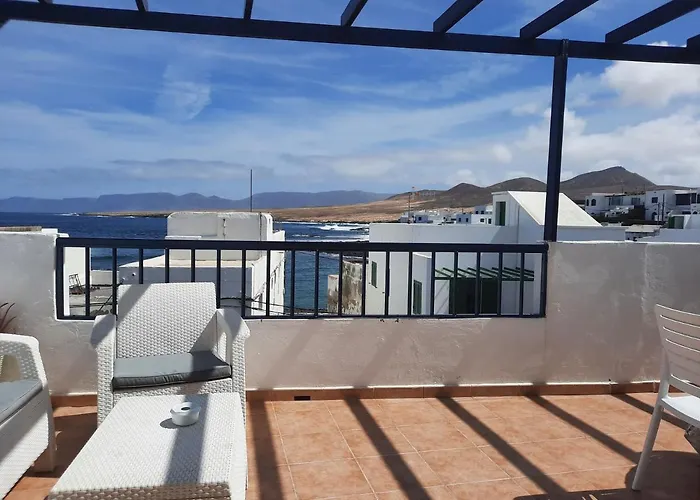 Gran Terraza Con Muy Bonitas Vistas Apartment *